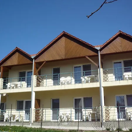 Janko Apartmanhaz Апартаменты *