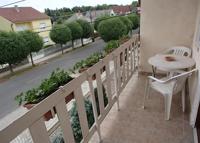 Janko Apartmanhaz Apartament *
